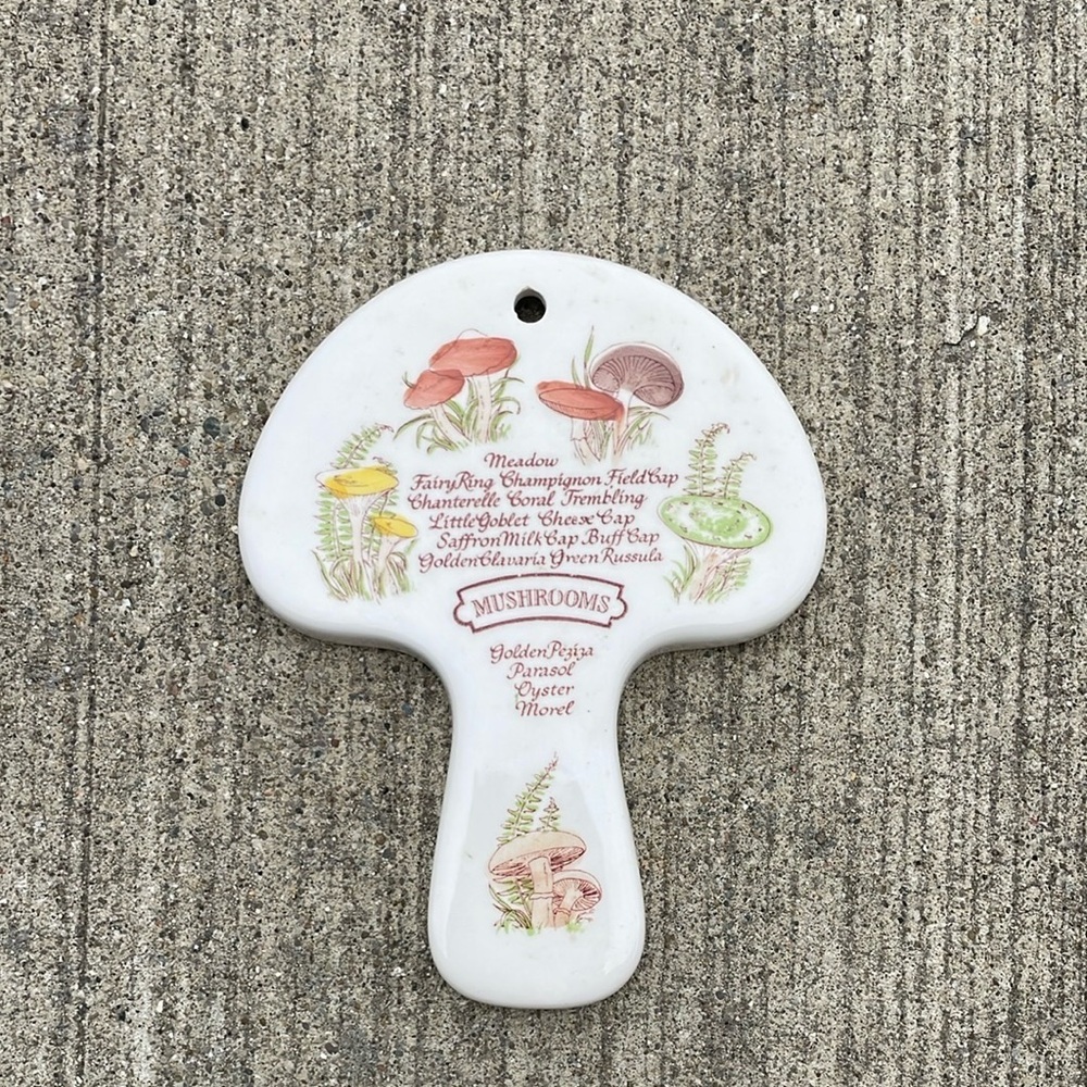 Vintage Avon‎ Weiss Ceramic Mushrooms Trivet Spoon Rest Wall Art Hand Painted